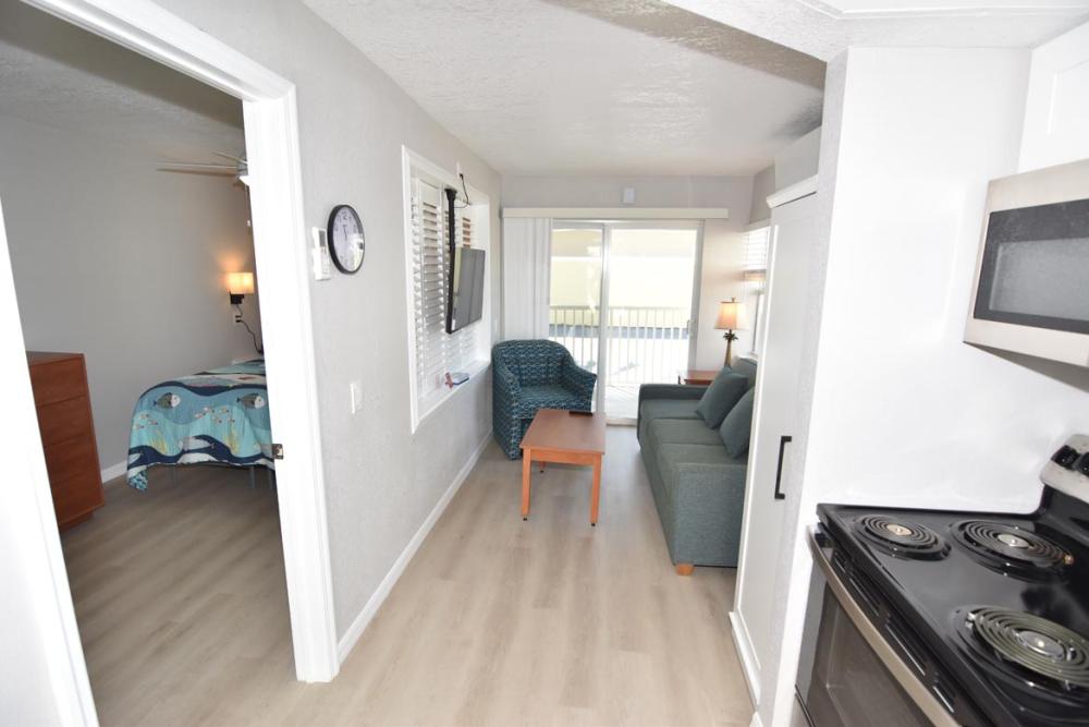 Garden Side 1 BR A