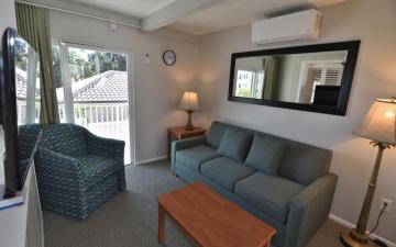Garden Side 1 BR