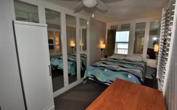  Gulf Front 1 BR