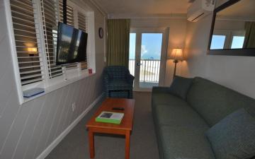  Gulf Front 1 BR