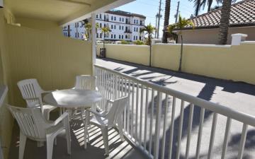 Garden Side 1 BR A