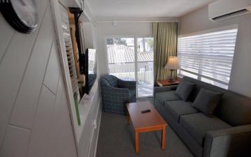 Garden Side 1 BR